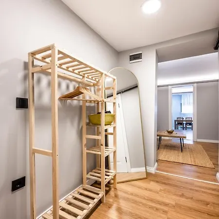 Inviting 1br Flat With Ac In Cihangir District *